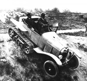 Citroen Kegresse 300x279 Les voitures dAdolphe Kégresse (1879 1943)